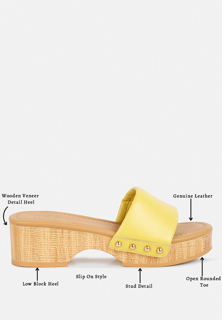minny textured heel leather slip on sandals-15