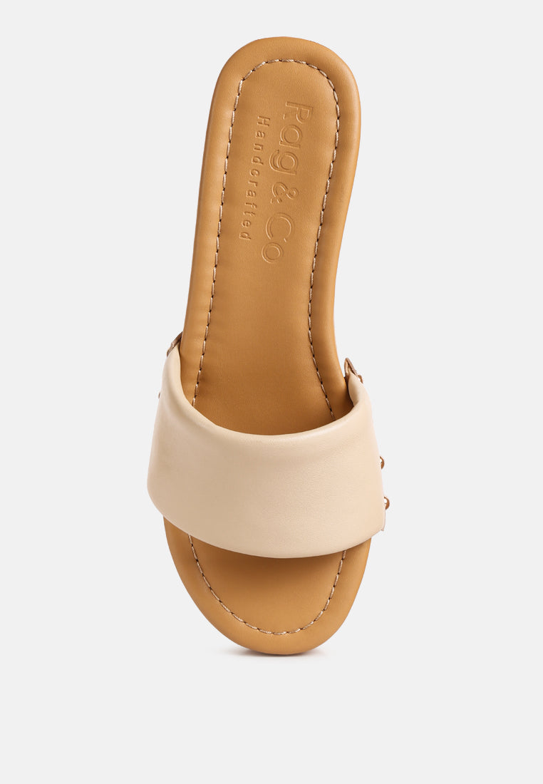 minny textured heel leather slip on sandals-5